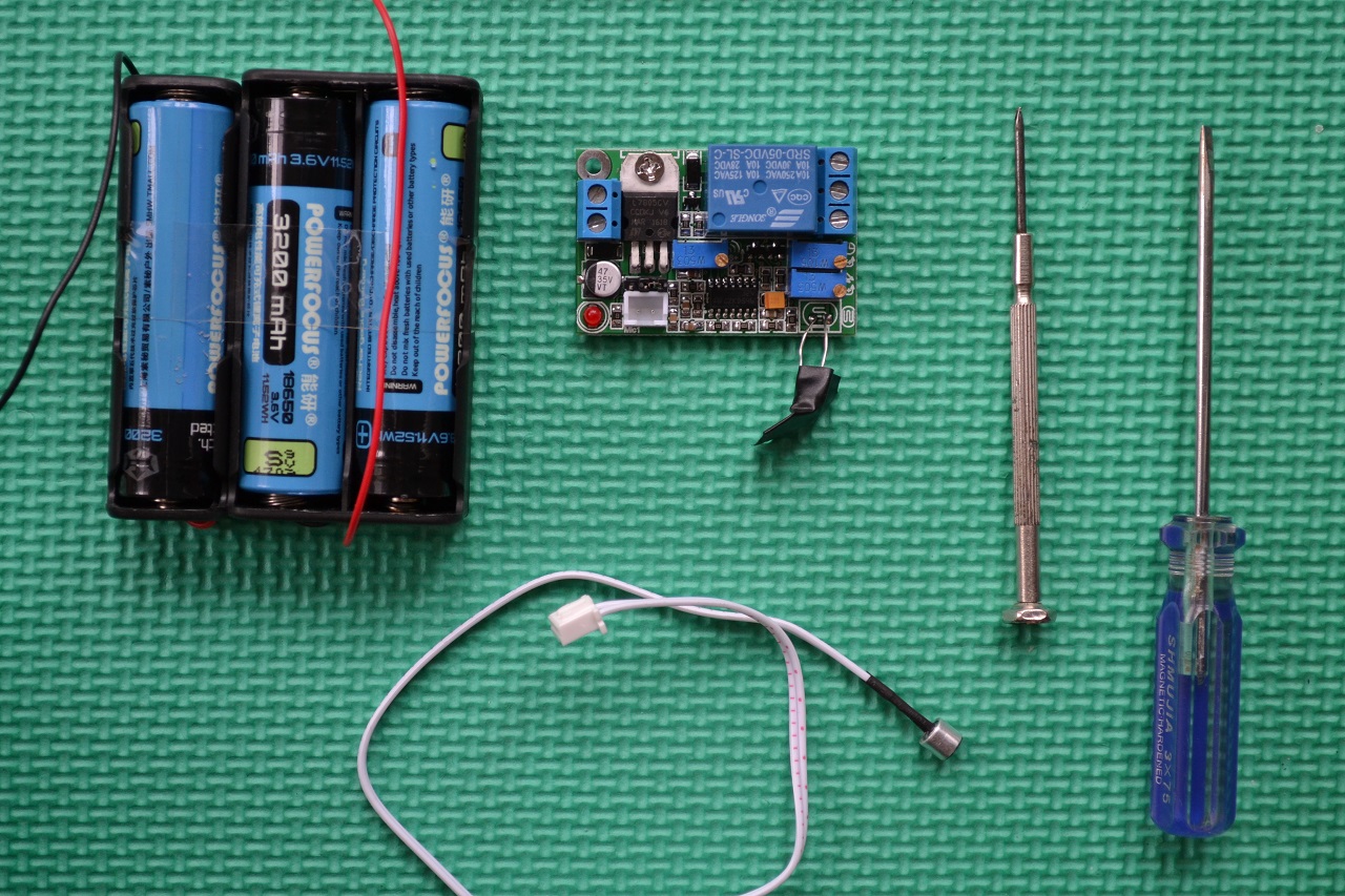 【微课】器材和工具使用方法: 使用声光控继电器模块控制led灯